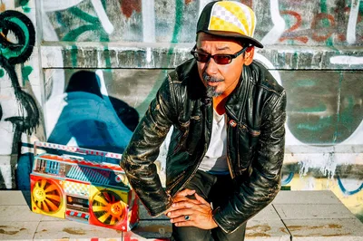 Tommy Guerrero Rocks Moe's Alley: Santa Cruz!