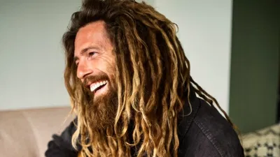 Harmonious Melodies: Sam Garrett's Soulful Journey to Barcelona's Razzmatazz!