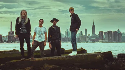 Kula Shaker Rocks NYC's Irving Plaza!