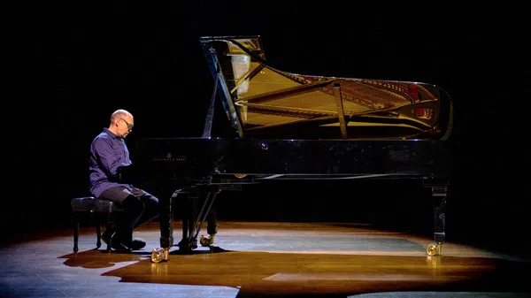 Bugge Wesseltoft – It`s snowing on my piano