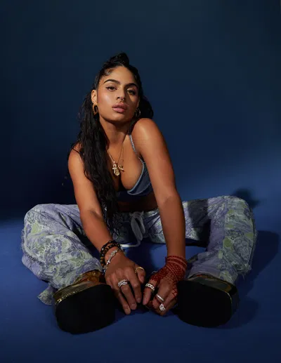 Experience the Soulful Sounds of Jessie Reyez Live in Paris!