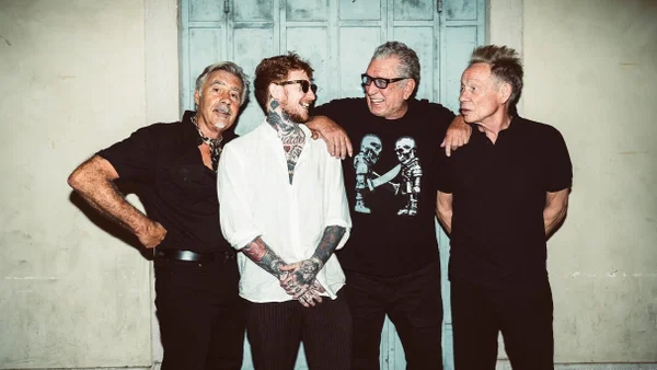 SEX PISTOLS (Steve Jones, Paul Cook, Glen Matlock) featuring Frank Carter