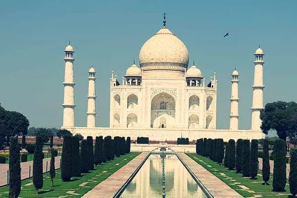 Bengaluru to Agra: A Whirlwind Taj Mahal Day Trip by Air