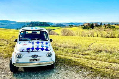 Tuscany's Timeless Charm: A Vintage Fiat 500 Tour of Val d'Orcia