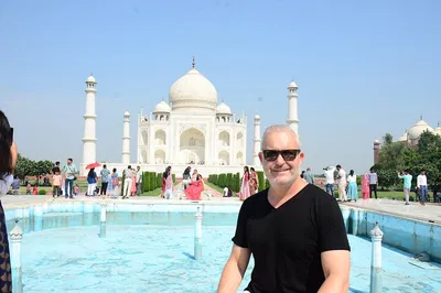 Sunrise Majesty: Taj Mahal & Agra Fort Private Tour