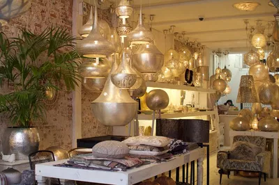 Amsterdam's Personalized Shopping Adventure: Unveiling Local Gems