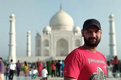 Delhi to Agra: A Whirlwind Historical Car Tour