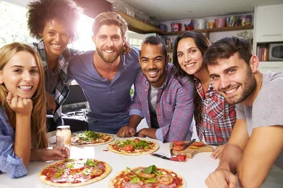 Pizza Party: Make & Eat Delicious Pizzas!