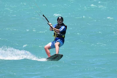 Maui Kiteboarding: 3-Day Private Course at Kanaha Beach