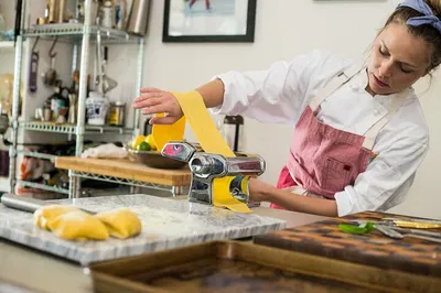 Rome: Pasta & Gelato Class with 3-Course Meal