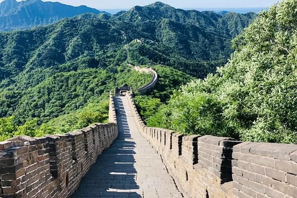 Conquer the Great Wall: Mutianyu Private Tour with Ease