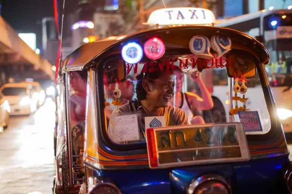 Bangkok: Midnight Food Tour by Tuk Tuk