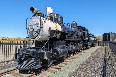 Uncover Roseville's Secrets: A Thrilling Smartphone Scavenger Hunt Adventure!