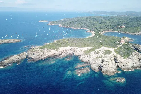 Private Porquerolles Boat Trip: Discover Hidden Gems & Azure Waters