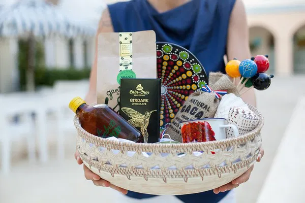 Discover Dominican Republic's Treasures: A Mobile Boutique Experience in Punta Cana