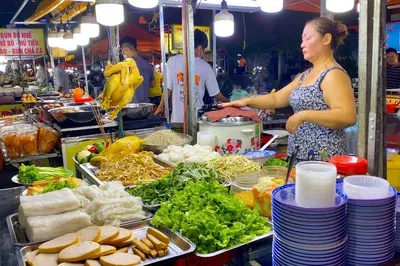 Savor Da Nang: A Half-Day Street Food Adventure