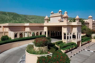 Unveiling India's Treasures: A Luxurious Private Journey