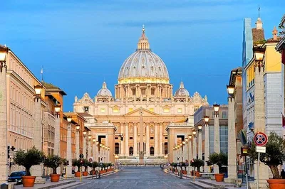 Vatican's Artistic Wonders: Skip the Line & Immerse Yourself in History