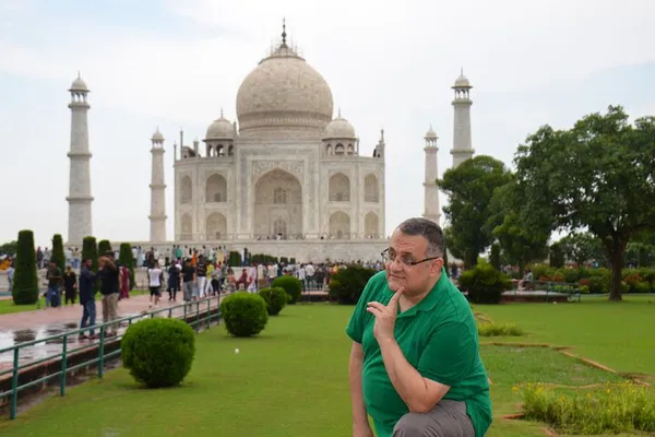 Unveiling Agra's Majesty: A Private Taj Mahal & Fort Tour