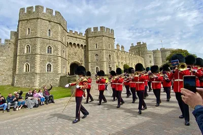 Windsor, Stonehenge & Bath: Full-Day Trip from London