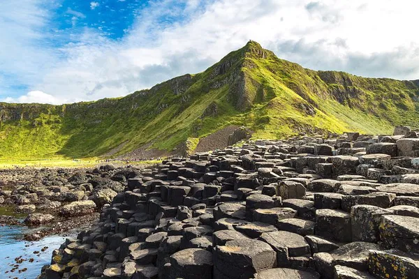 Giant's Causeway Day Trip: Explore Northern Ireland