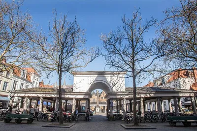 Bruges' Cosmopolitan Past: Uncover the City's International Story