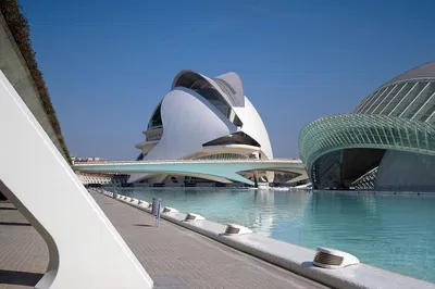 Valencia Day Tour from Madrid: Unveiling Mediterranean Charm
