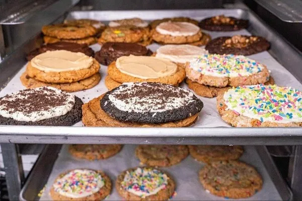 Hell's Kitchen Food & Central Park Walking Tour