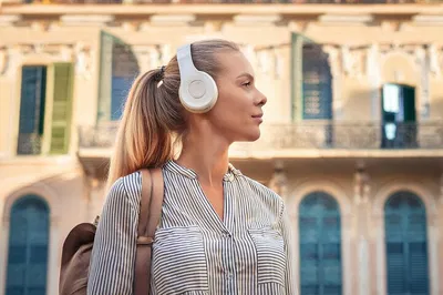 Discover Nice: Unleash the City's Secrets with Captivating Audio Tours!