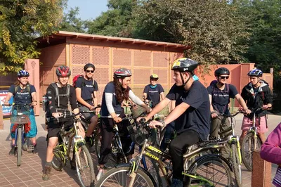 Agra Countryside Bicycle Tour: Taj Views & Rural Charm