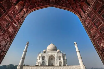 Unveiling Agra's Majesty: A Luxurious Taj Mahal Car Tour from Delhi
