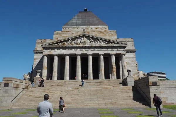 Unlock Melbourne's Charms: A Personalized 5-Hour City Tour