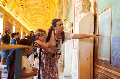 Unveiling Vatican's Secrets: Private Tour of Museums, Sistine Chapel & Necropolis