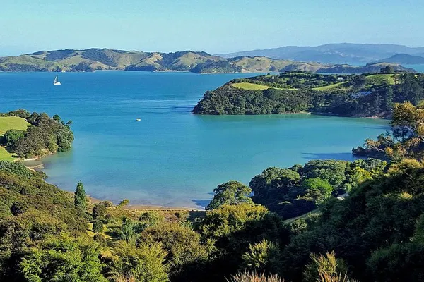 Discover Waiheke: Your Private, All-Inclusive Island Escape