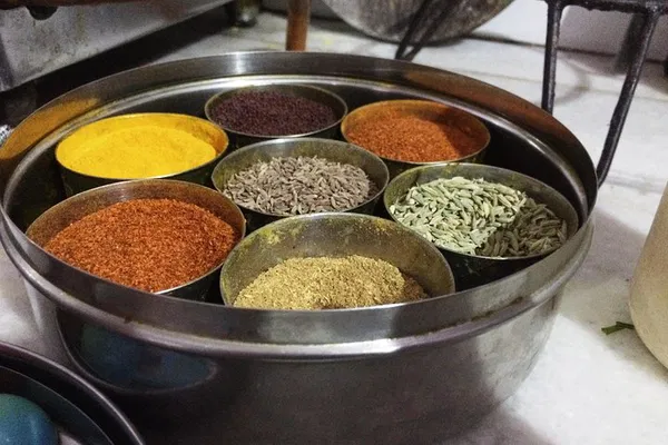 Jaipur Culinary Secrets: A Vegetarian Cooking Class with a Local Family