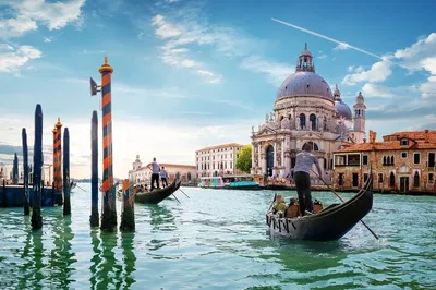Venice City Exploration: GPS-Guided Walking Tour Adventure
