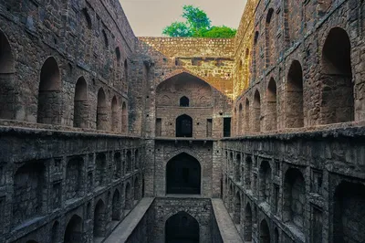 Unveiling Delhi's Soul: A Cultural & Spiritual Private Journey