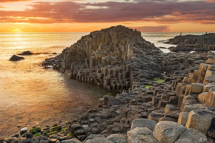 Unforgettable Giants Causeway & Carrick-a-Rede Rope Bridge Express Tour