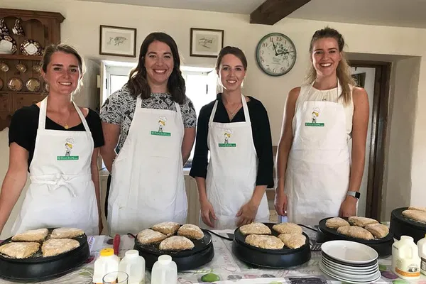 Belfast Bread Making: Tracey's Farmhouse Kitchen Experience