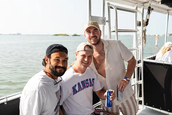 St. Pete Happy Hour Cruise: Drinks, Views & Dolphins!