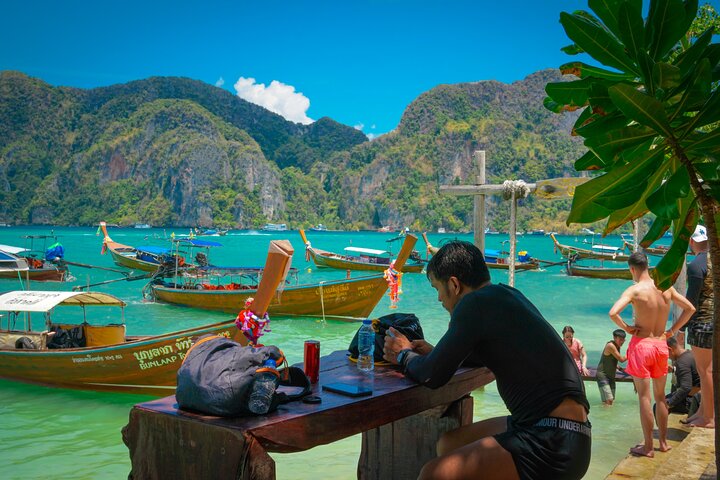 Discover Paradise: Phi Phi & Maya Bay Day Trip from Phuket!