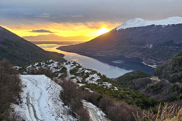 Discover Tierra del Fuego: 4x4 Adventure, Lamb Feast & Lake Views!