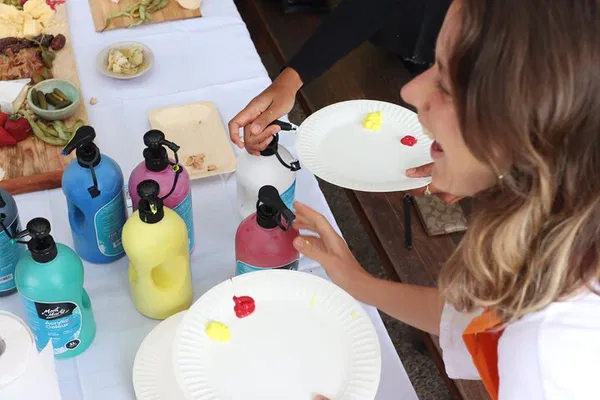 Unleash Your Inner Artist: Wellness Art Class in Byron Bay