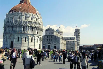 Tuscany Trio: San Gimignano, Pisa & Countryside Charm from Florence
