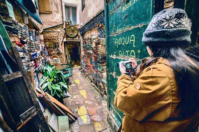 Unveiling Venice: A Captivating Historical Walking Tour