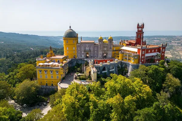 Sintra, Cascais: Fairytale Tour from Lisbon