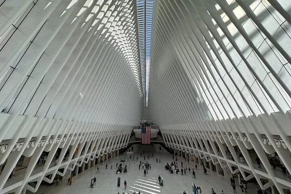 Discover Art & History: Financial District & Ground Zero Tour
