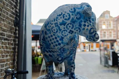 Delft Discovery Walk: Secret Alleys & Blue Ceramics