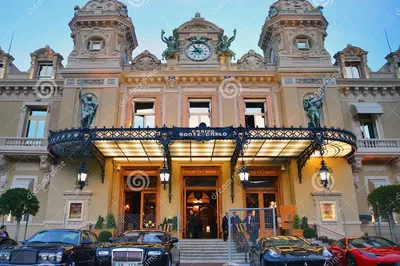 Discover Èze & Monaco: A Riveting Half-Day Coastal Excursion