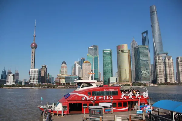 Shanghai Stopover: A Tailored Layover Adventure!